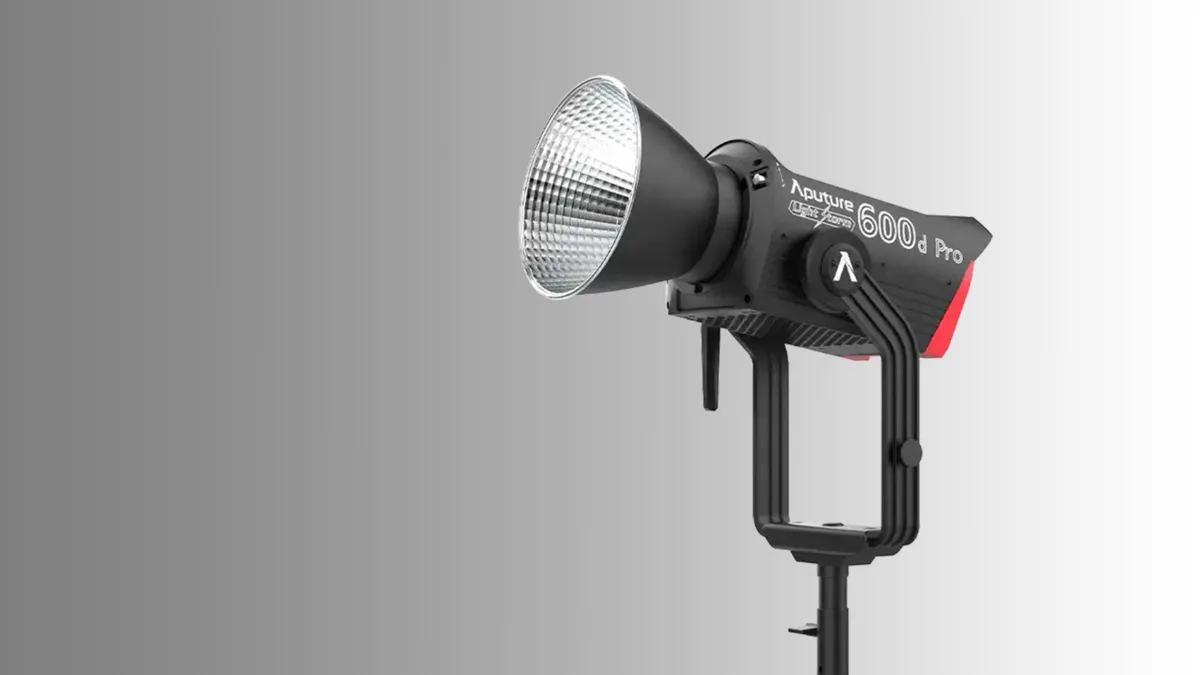 Aputure 600D light